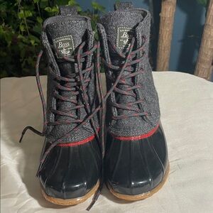 G.H. Bass & Co. Black and Gray Waterproof Boots
